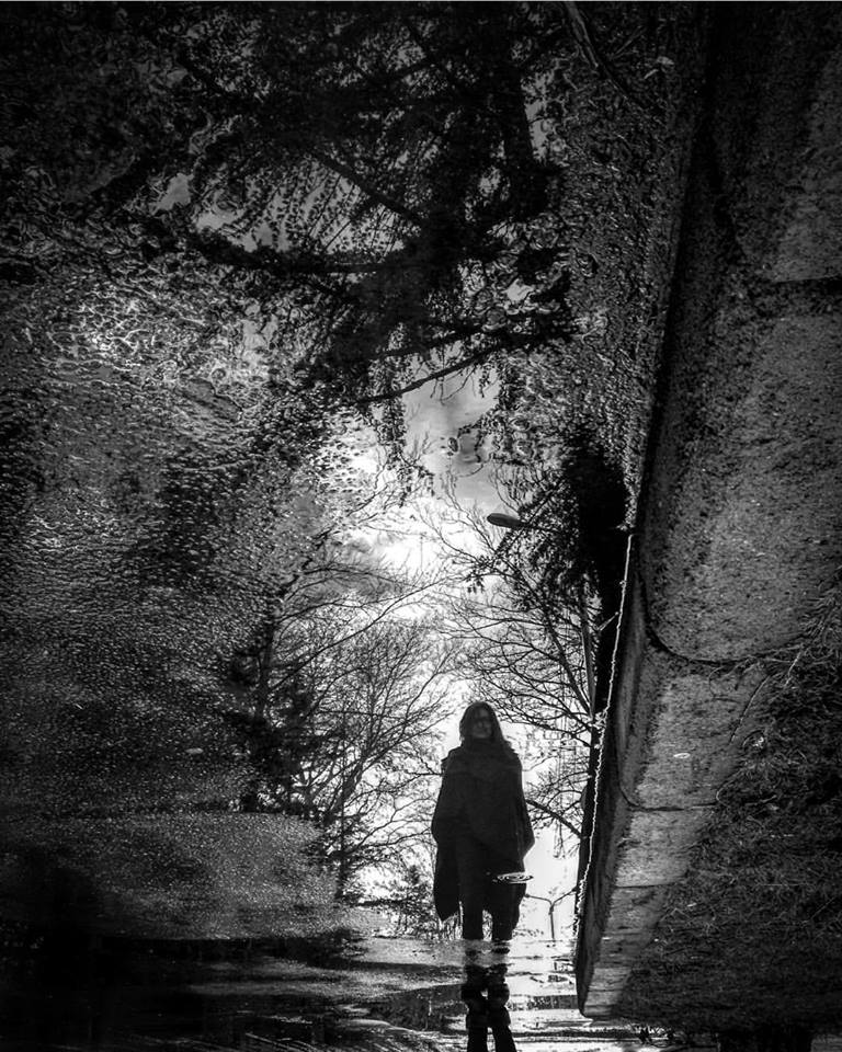 Exclusive: Georgian photographer captures the “other side” of the world in puddles geotv.ge